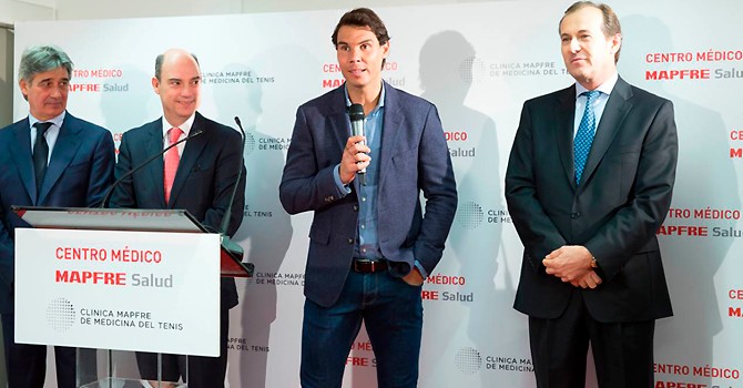 Rafa Nadal inaugura la Clínica MAPFRE de Medicina del Tenis en Madrid
